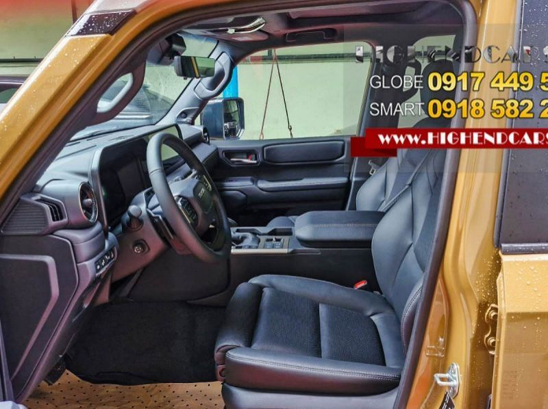 2025 Toyota LAND CRUISER PRADO LC250 HYBRID pictures