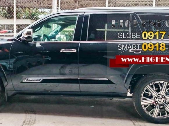 2025 Toyota Sequoia Capstone Hybrid pictures