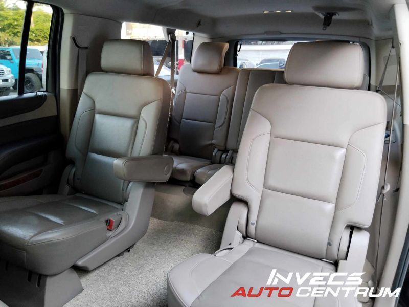 2016 Chevrolet Suburban photo