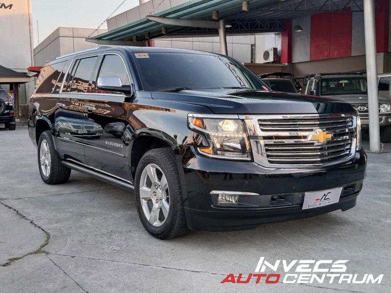2016 Chevrolet Suburban photo
