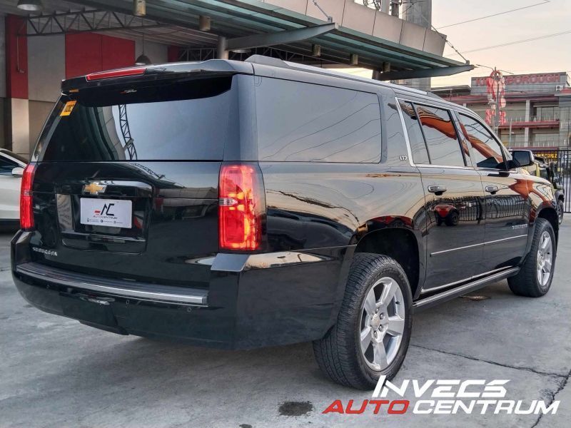 2016 Chevrolet Suburban photo