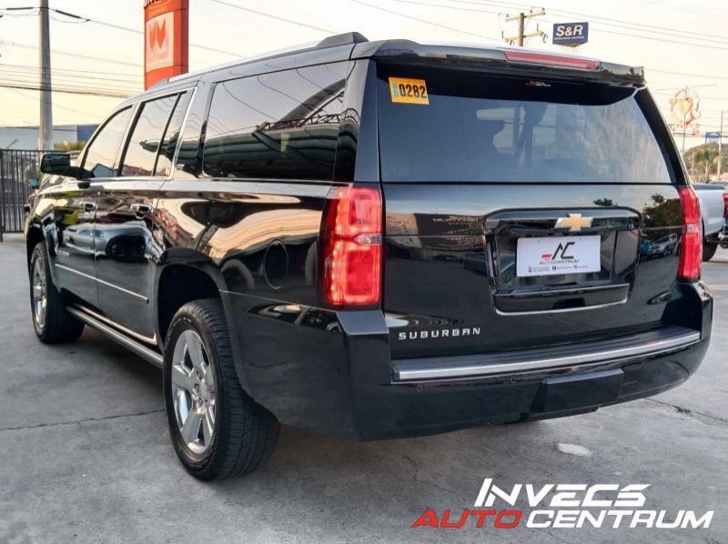 2016 Chevrolet Suburban pictures