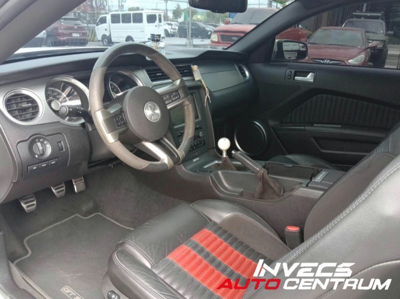 2011 Ford Mustang Shelby GT500 pictures