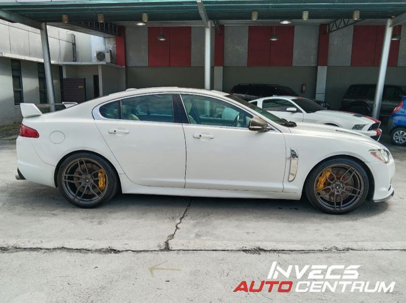 2012 Jaguar XFR pictures