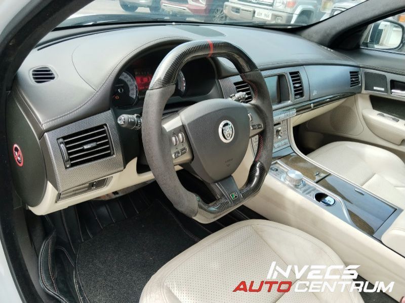 2012 Jaguar XFR pictures