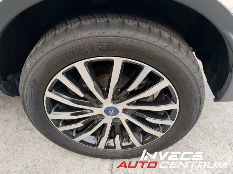 2021 Ford Territory Titanium pictures