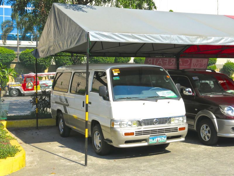 2012 Nissan Urvan Escapade photo