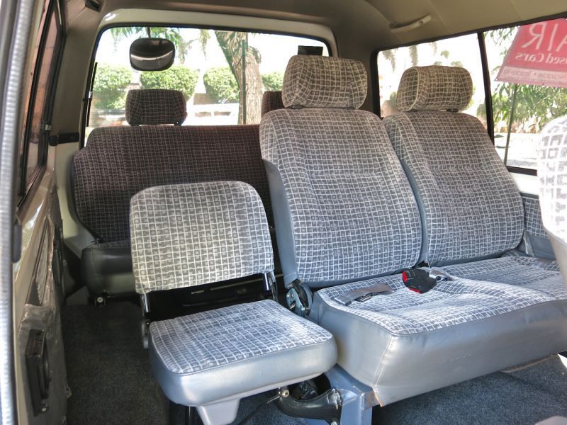 2012 Nissan Urvan Escapade photo