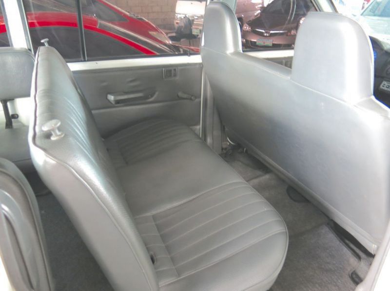 2007 Mitsubishi Adventure  pictures