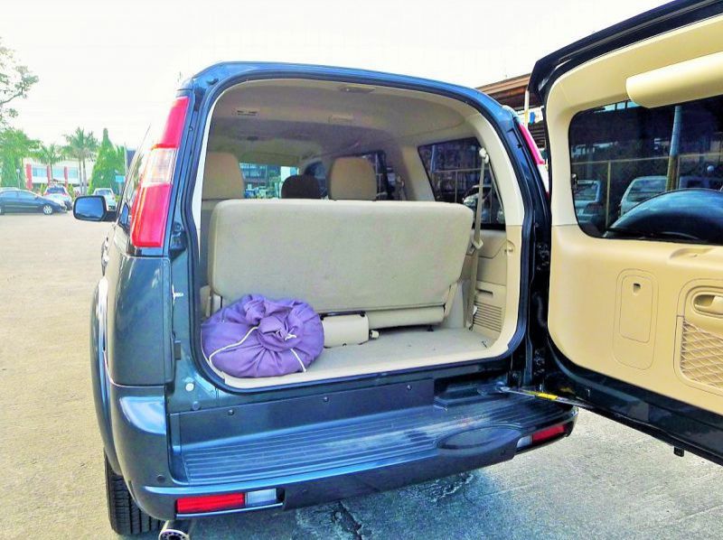 2012 Ford Everest pictures