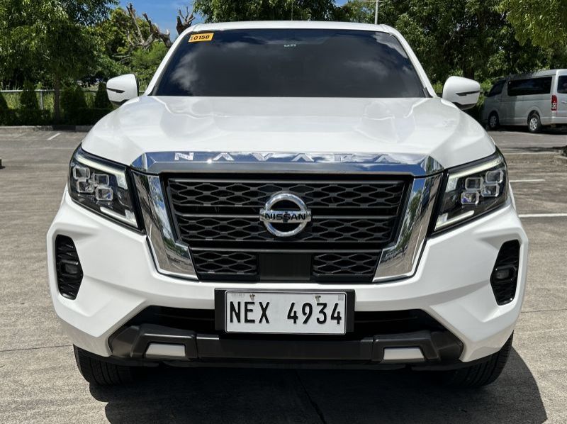 2021 Nissan Navara Calibre 4x2 MT pictures