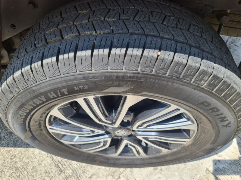 2019 Nissan terra pictures