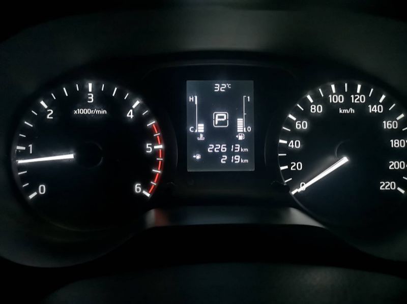 2019 Nissan terra pictures