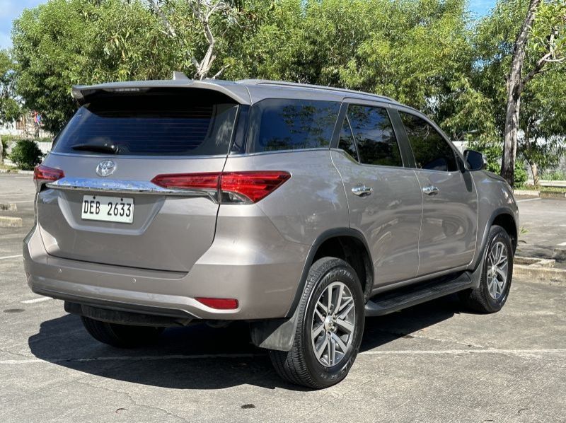 2016 Toyota Fortuner V AT Lucena City pictures