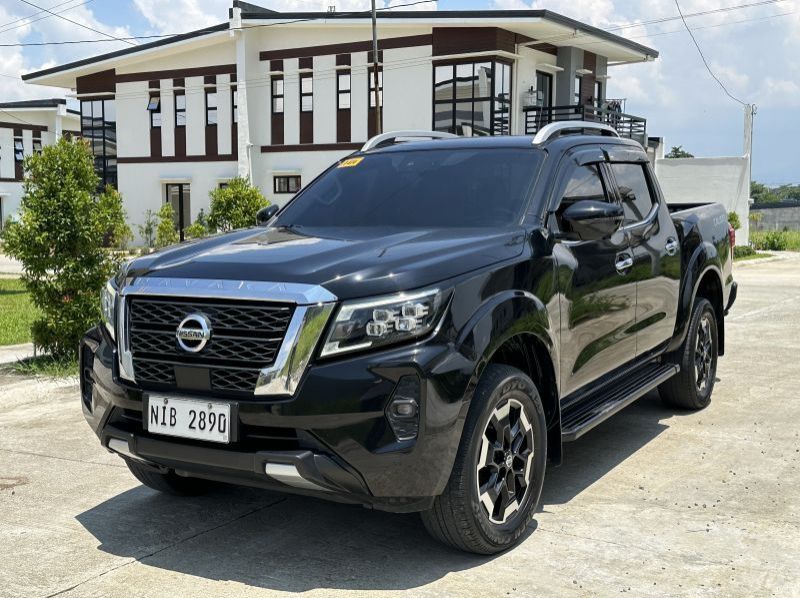 2022 Nissan Navara Calibre VL 4x2 automatic  pictures