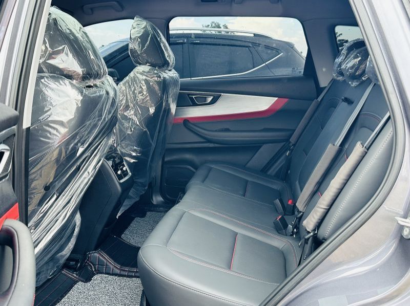 2023 Chery Tiggo 7 Pro CVT 1tkm only Lucena City pictures