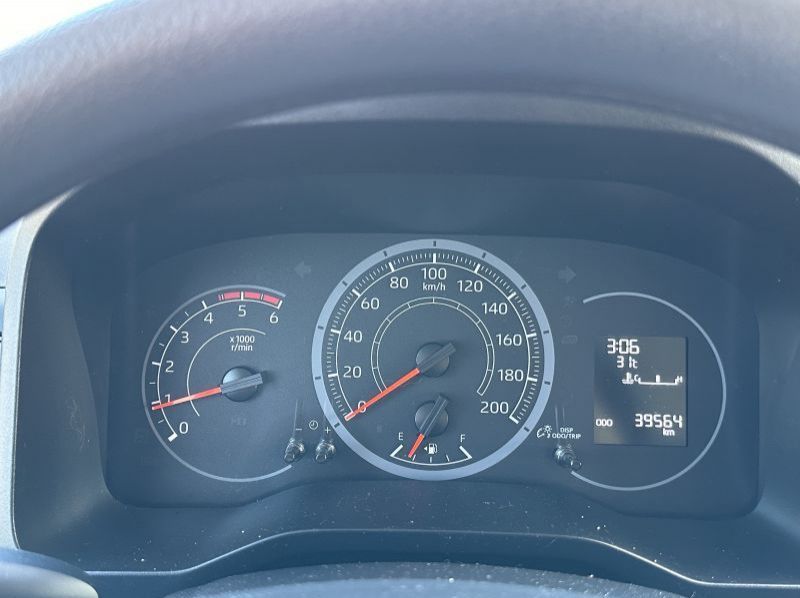 2019 Toyota Hiace Commuter Deluxe MT Van Lucena City pictures