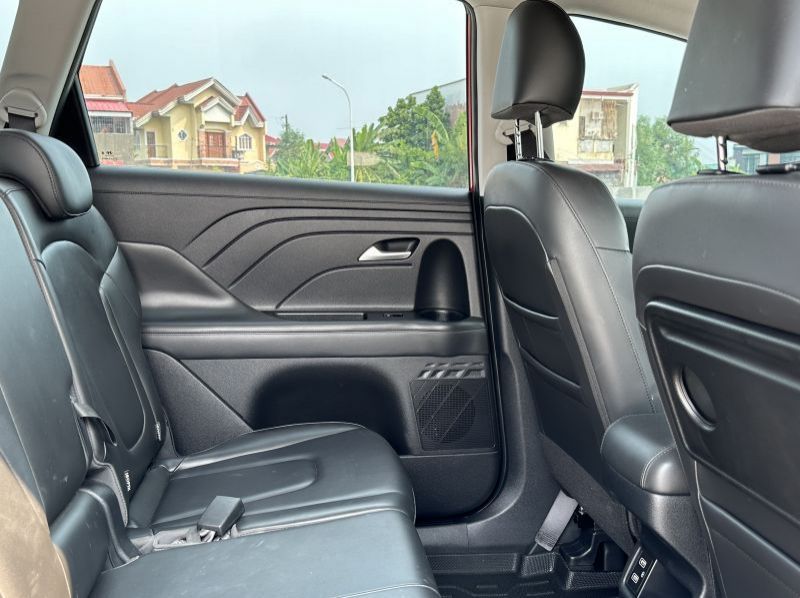 2023 Hyundai Stargazer pictures