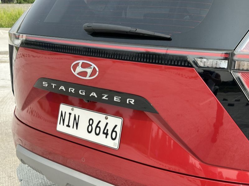 2023 Hyundai Stargazer pictures