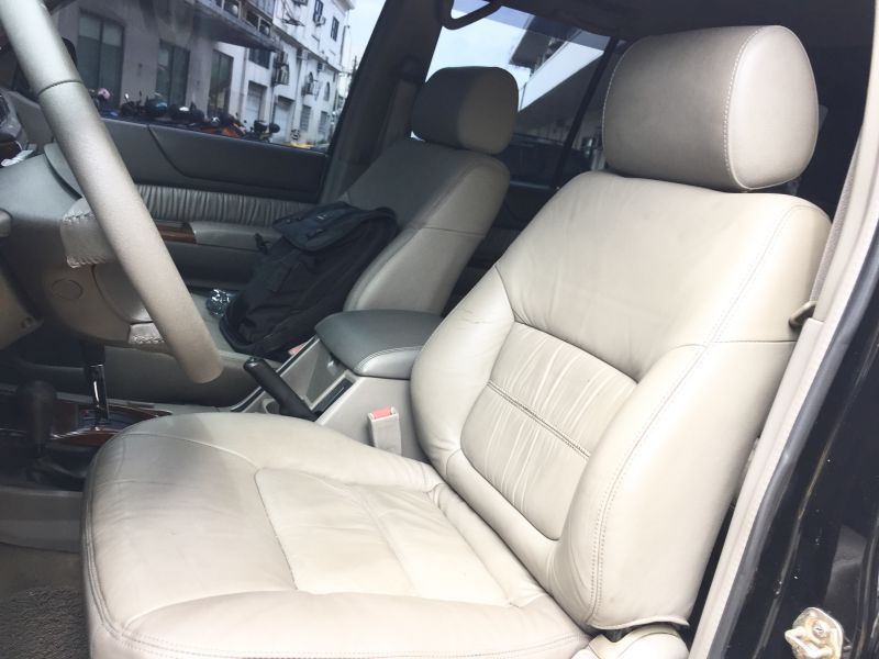 2004 Nissan Patrol 4x4 Automatic Presidential Edition Offroad Set-up  photo