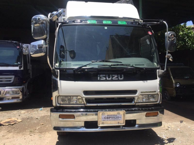 2020 Isuzu Forward 8 studs 6HK1 Wingvan 22FT with Power tailgate pictures