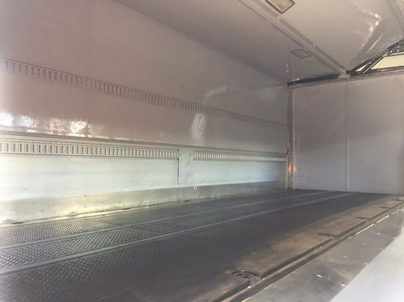 2020 Isuzu Forward 8 studs 6HK1 Wingvan 22FT with Power tailgate pictures