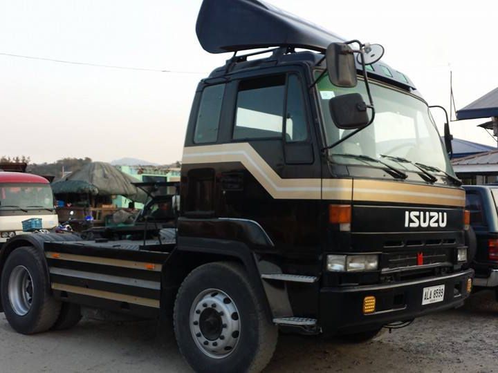 2004 Isuzu floating for sale | 1 Km - Mateen Tokyo International