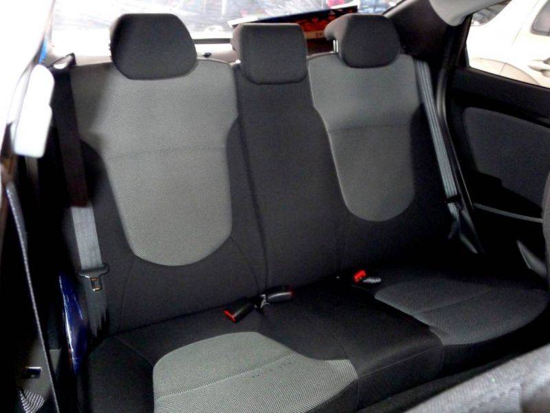 2007 Hyundai Accent photo