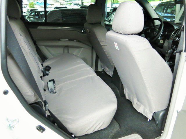 2015 Mitsubishi Montero Sport pictures