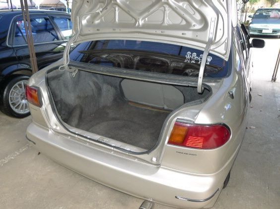 1997 Nissan Sentra pictures