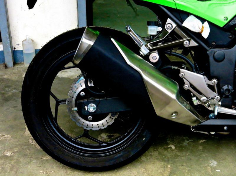 2014 Kawasaki Ninja 250 R pictures