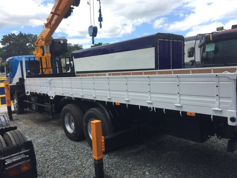 2017 Hyundai Boom Truck / Cargo Crane Truck photo