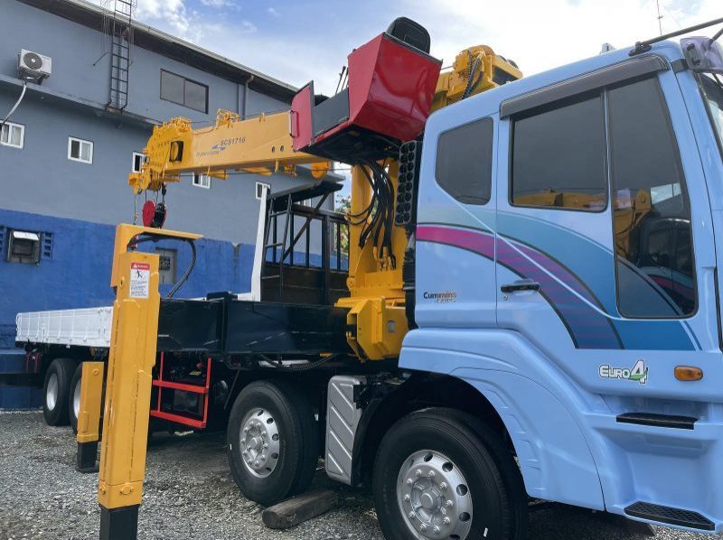 2020 Daewoo 17 Tons Boom Truck/ Cargo Crane Truck pictures