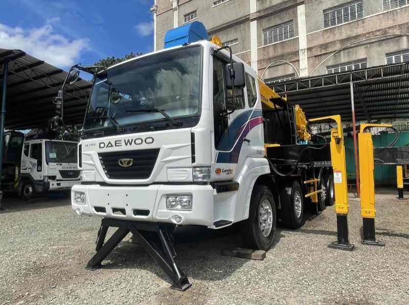 Used Daewoo 15 Tons Boom Truck/ Cargo Crane Truck  for sale in Quezon City, NCR