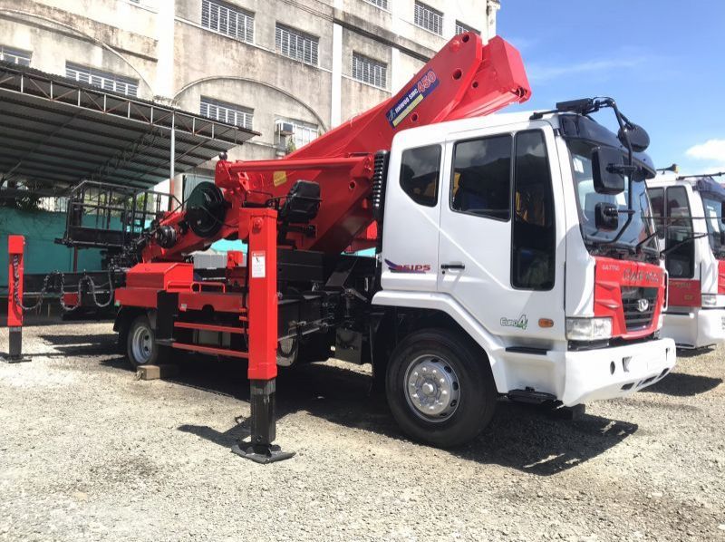 Used Daewoo 45 Meters Man Lift Truck  for sale in Quezon City, NCR