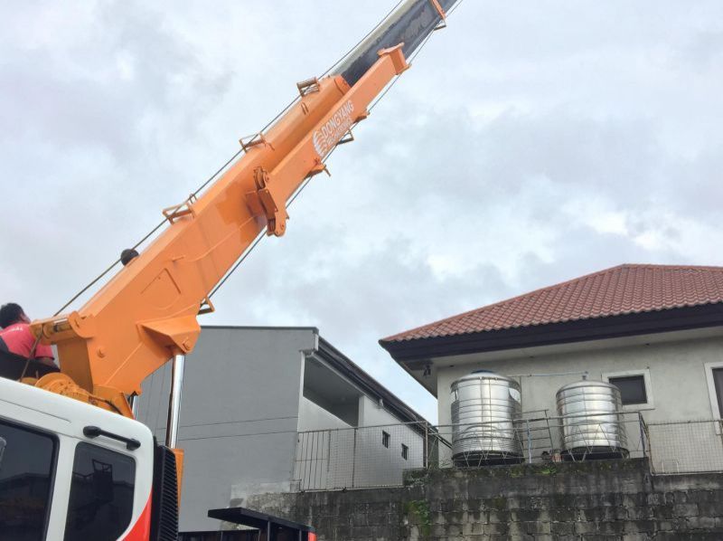 2018 Daewoo Boom Truck / Cargo Crane Truck / Truck Mounted Crane pictures