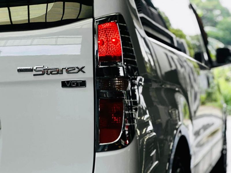 2016 Hyundai Starex photo