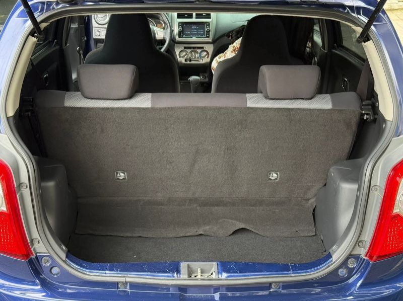 2016 Toyota Wigo 1.0 G CVT pictures