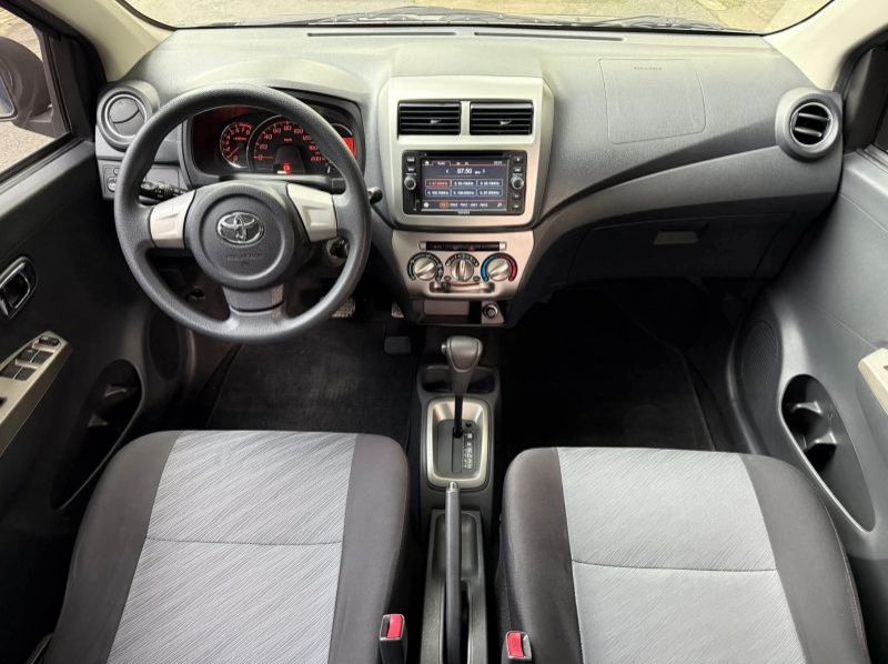 2016 Toyota Wigo 1.0 G CVT pictures