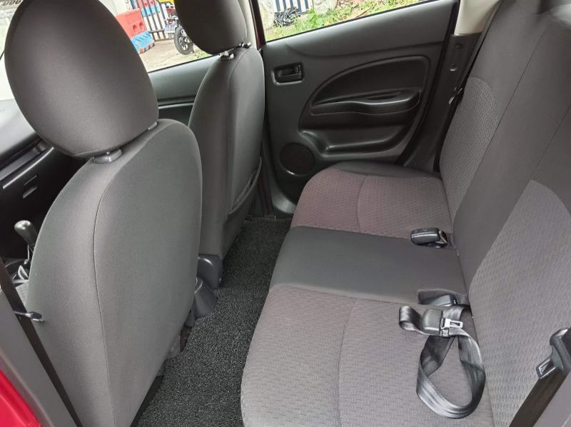 2019 Mitsubishi Mirage G4 pictures