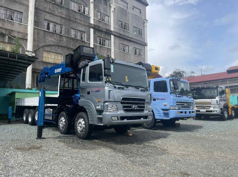 Used Hyundai BOOM TRUCK  for sale in Quezon City, Philippines