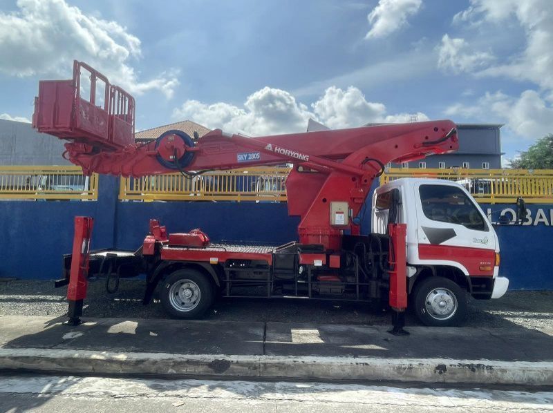 Used Hyundai MAN LIFT TRUCK  for sale in Quezon City, Philippines