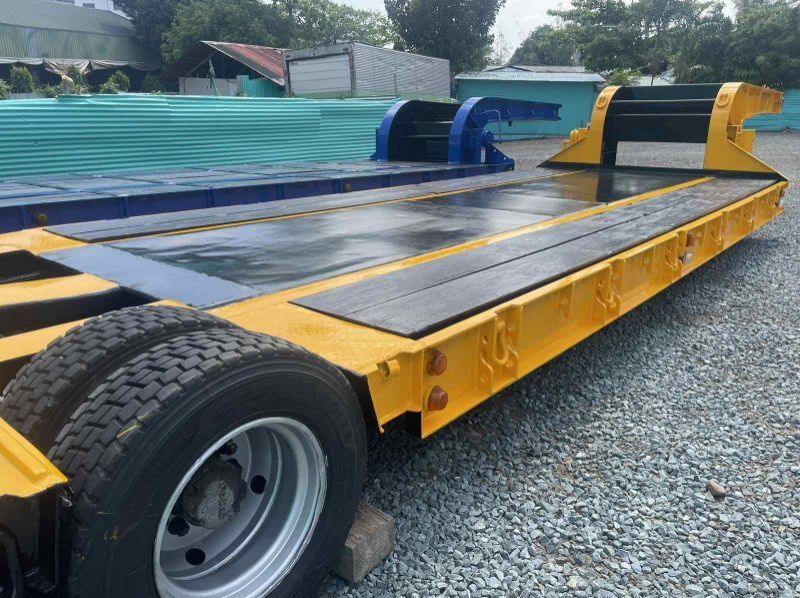 2023 HYUNDAI LOW BED TRAILER pictures