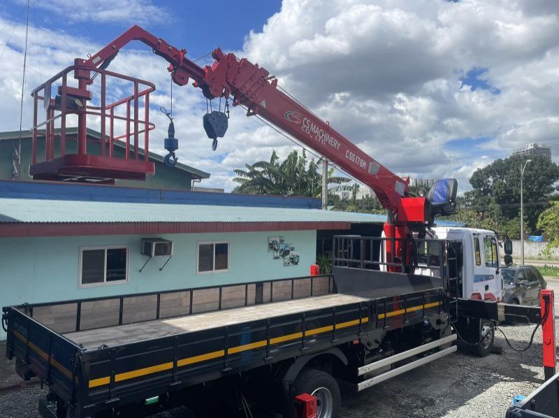 2022 Hyundai 6 TONS BOOM TRUCK pictures