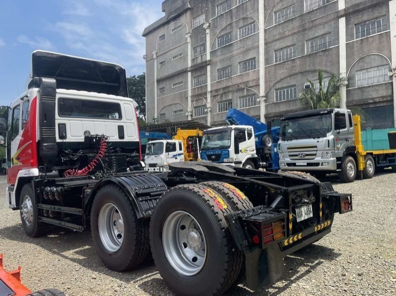 2018 Daewoo TRACTOR HEAD pictures