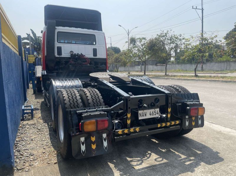 2022 Daewoo TRACTOR HEAD pictures