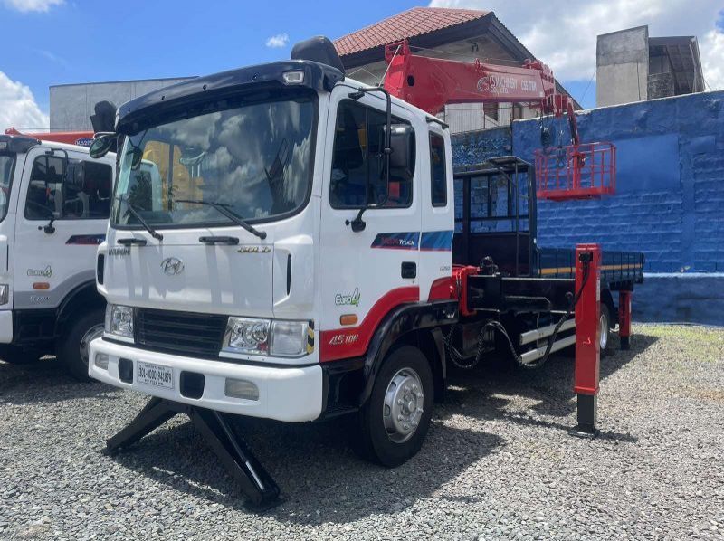 2022 Hyundai BOOM TRUCK pictures