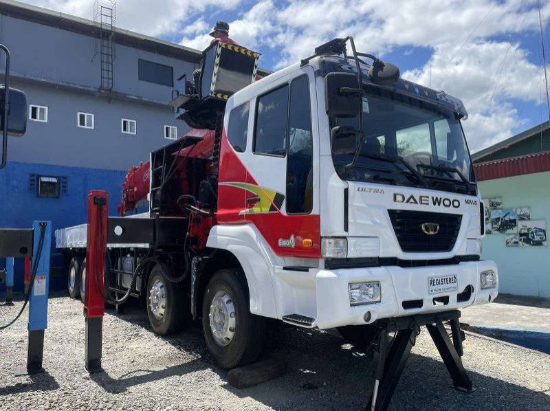 Used Daewoo BOOM TRUCK  for sale in Quezon City, Philippines