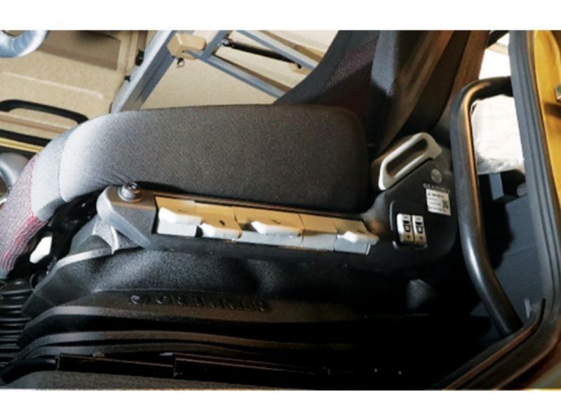 2019 Shacman x3000 6x2 10 wheeler 32-foot aluminum wing van truck new for sale sinotruk howo dongfeng faw pictures