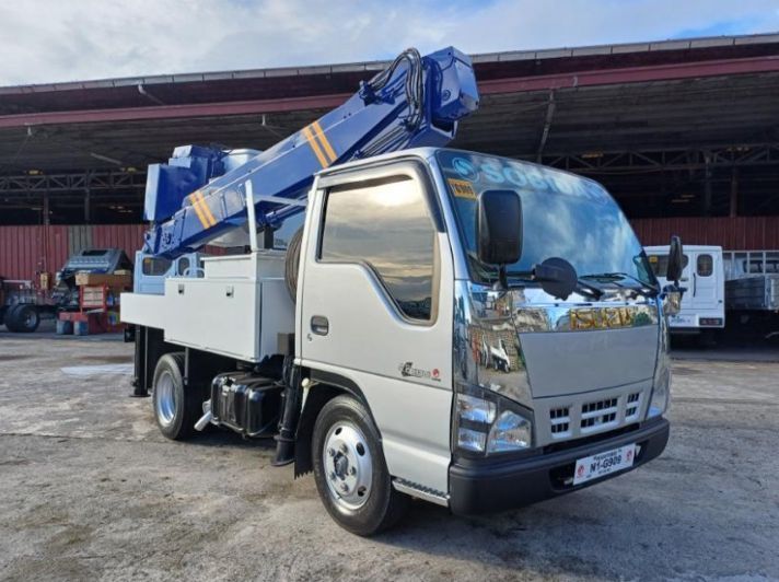 2023 Isuzu sobida isuzu elf nkr manlifter n-series canter 300 series tornado pictures